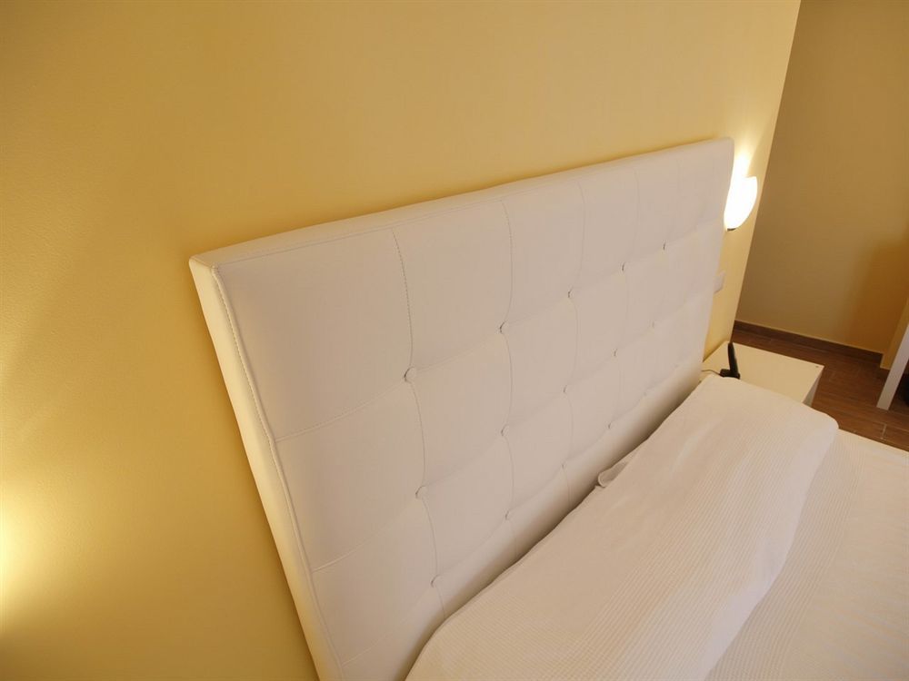 Via Mameli 5 Hotel San Remo Kültér fotó