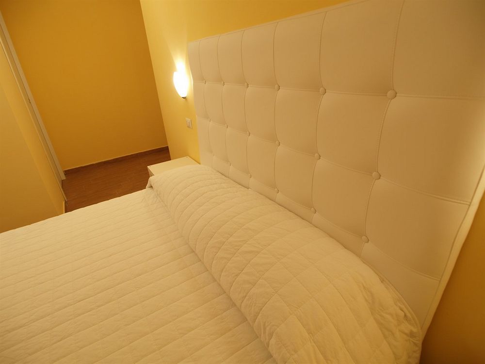 Via Mameli 5 Hotel San Remo Kültér fotó